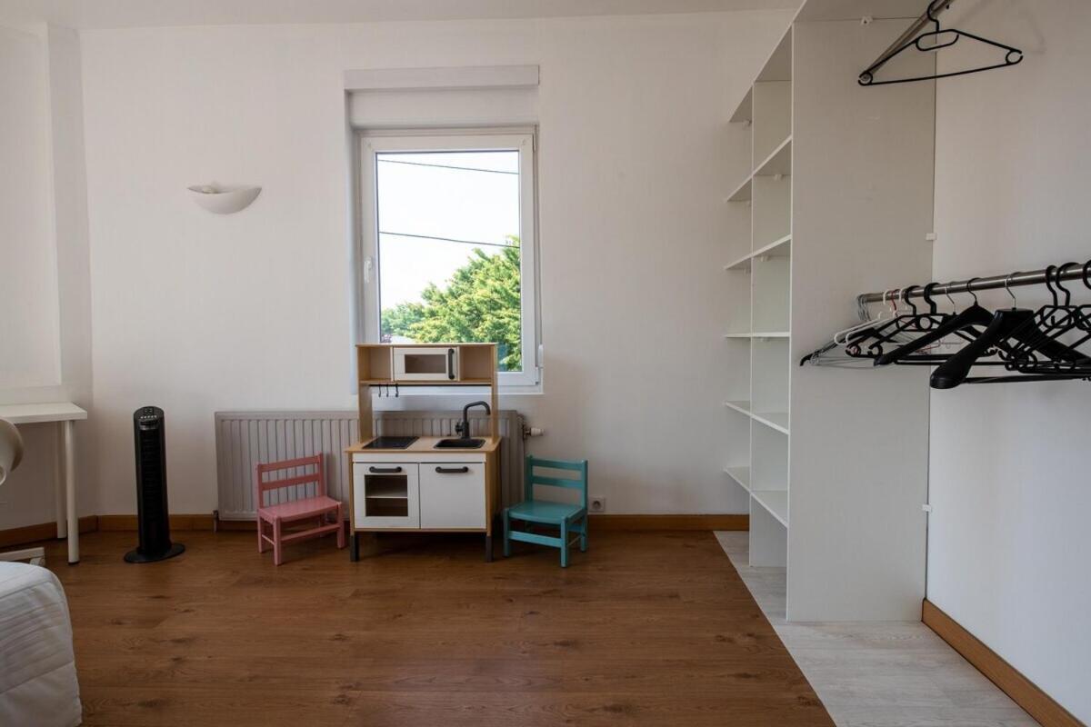 Maison Cosy 4 Chambres, Terrasse, Garage Prive Croix エクステリア 写真